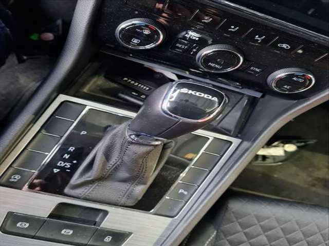 Palanca de Cambio Skoda Superb ACTIVE 150CV 110KW