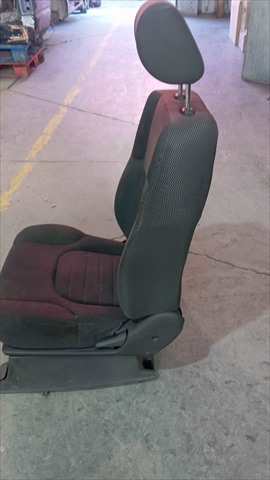 Foto 3ª: Asiento Delantero Derecho Nissan Navara 2.5 D D40 4P [YD25 EURO4] (2008)
