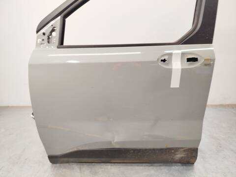 Foto 4ª: Puerta Delantera Izquierda Ford Tourneo 1.0 ECOBOOST 125CV 92KW [B7NB] (2024)