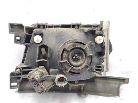 Foto 2ª: Faro Derecho Nissan Patrol 3.0 DTI 158CV 116KW [ZD30] (2002)