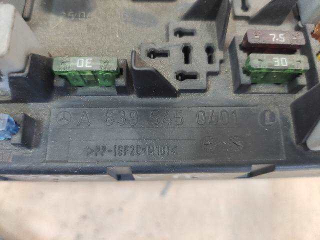 Foto 2ª: Caja Reles Fusibles Mercedes Vito 2.2 CDI VITO 639 [646983] (2006)