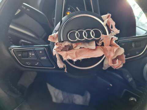 Foto 3ª: Volante Audi A3 ATTRACTION 110CV 81KW [DDY] (2017)