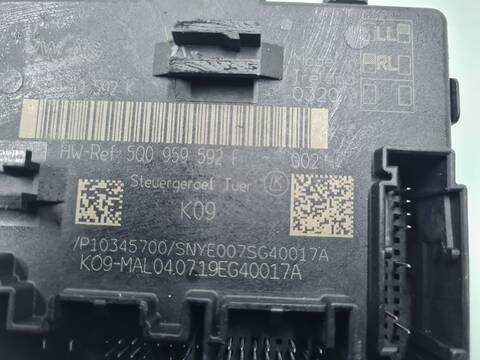 Foto 3ª: Centralita Motor ECU Volkswagen Touran ADVANCE BMT 150CV 110KW [DFGA] (2019)