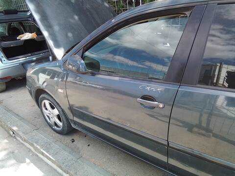Foto 3ª: Puerta Delantera Izquierda Volkswagen Polo 1.4 16V 75CV 55KW [BBY] (2003)