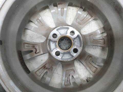 Foto 2ª: LLanta Aleacion Toyota Yaris HYBRID ACTIVE (2017)