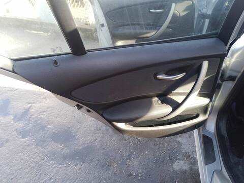 Foto 3ª: Tapizados Cartoneras Bmw Serie 1 114 118D BERLINA 143CV 105KW [N47D20A] (2008)