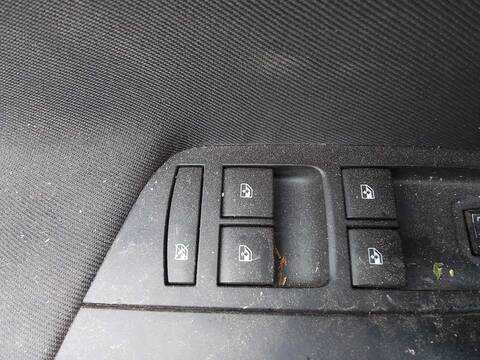 Foto 4ª: Botonera Elevalunas Opel Astra BUSINESS 110CV 81KW [B16DTE] (2016)