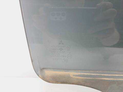 Foto 2ª: Luna Trasera Derecha Mitsubishi Outlander 2.0 2WD 136CV 100KW [4G63] (2003)