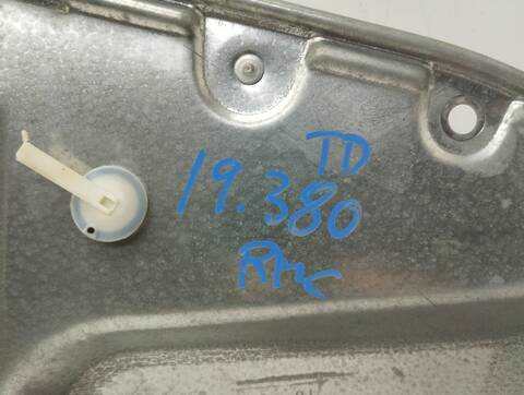 Foto 4ª: Elevalunas Manual Trasero Derecho Seat Ibiza FRESH 86CV 63KW [BXW] (2008)