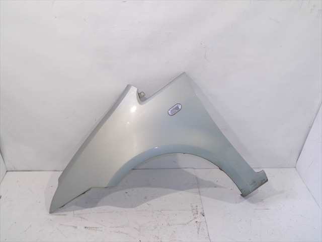 Foto 1ª: Aleta Delantera Izquierda Ford C Max 1.6 TDCI 2003-2007 [G8DA] (2004)