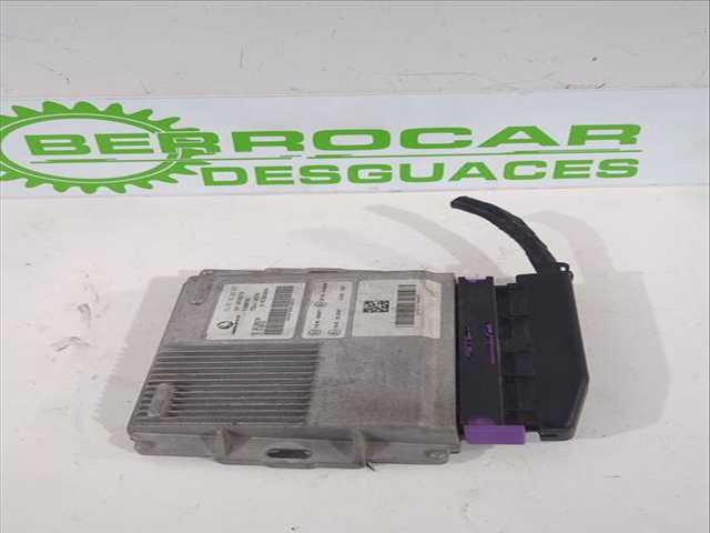 Foto 2ª: Centralita Motor ECU Dacia Duster 1.0 TCE 90 91CV 67KW [H4D 470] (2023)