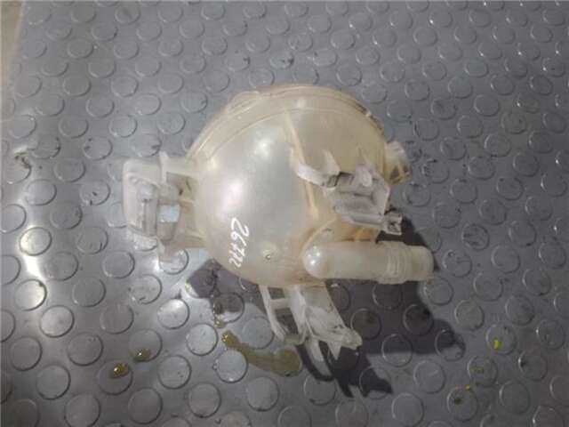 Foto 2ª: Deposito Expansion Peugeot 308 1.6 STYLE [1.6 LTR. - 88 KW BLUE-HDI FAP]