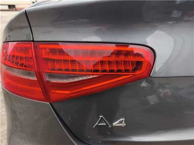 Piloto Portón Izquierdo Audi A4 2.0 BASIS QUATTRO [2.0 LTR. - 165 KW 16V TFSI]