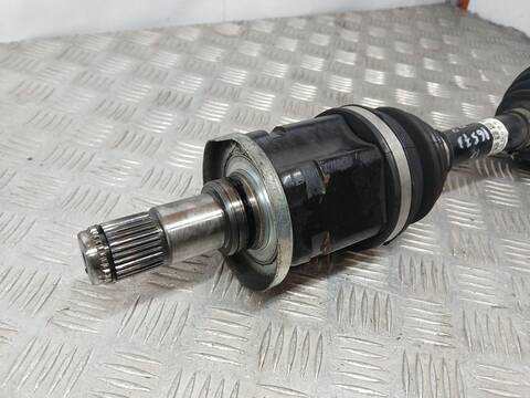 Foto 3ª: Transmision Delantera Derecha Toyota Hilux 2.4 D 4WD GUN125_) 150CV 110KW [2GD-FTV] (2022)