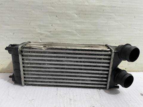 Foto 3ª: Intercooler Peugeot 308 ENVY 112CV [9HR (DV6C)] (2008)