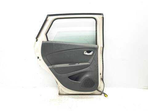 Foto 3ª: Puerta Trasera Izquierda Renault Captur LIMITED (2013)