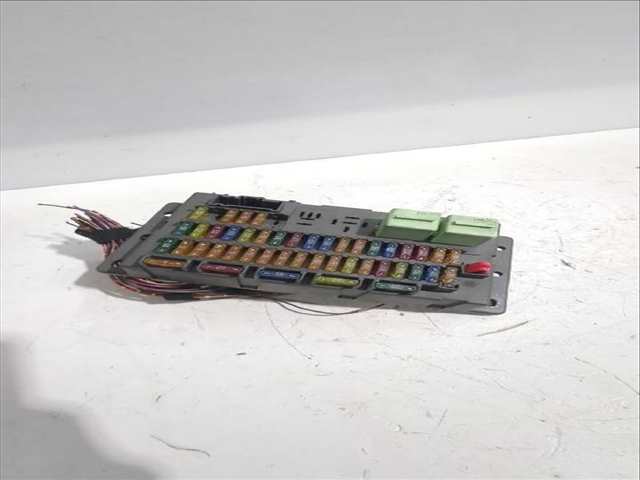 Foto 2ª: Caja Reles Fusibles Mini Mini ONE 90CV [W10 B16 A] (2001)