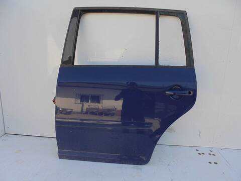 Puerta Trasera Izquierda Volkswagen Touran HIGHLINE 140CV 103KW