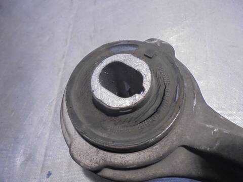 Foto 4ª: Brazo Suspension Delantero Izquierdo Mercedes Clase C 160 2.1 CDI CAT BERLINA 170CV 125KW [646811] (2009)