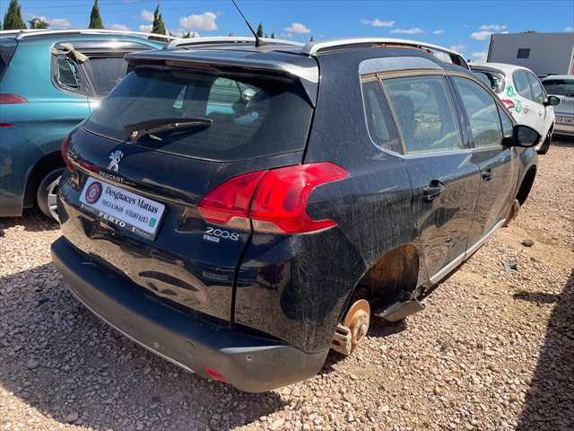 Foto 4ª: Portón Peugeot 2008 1.2 G 110cv [HN01] (2015)
