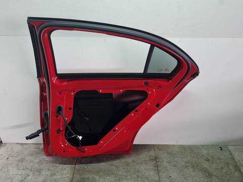 Foto 2ª: Puerta Trasera Derecha Mercedes Clase A 140 A 45 AMG 4-MATIC 176.052) 381CV 280KW [133980] (2017)