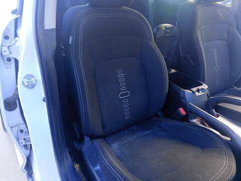 Foto 2ª: Asientos Traseros Kia Sportage CONCEPT 4X2 116CV 85KW [D4FD] (2011)