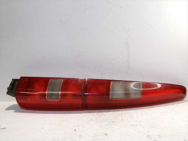 Foto 2ª: Piloto Trasero Derecho Volvo V70 2.4 G RANCHERA, 1997-2000 [B5254T] (1998)