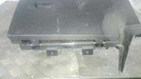 Foto 3ª: Guantera Fiat Doblo FURGON SX MAXI XL 120CV 88KW [940C1000] (2016)