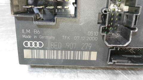 Foto 3ª: Modulo Confort BCM Audi A4 2.0 BERLINA 130CV 96KW [ALT] (2001)