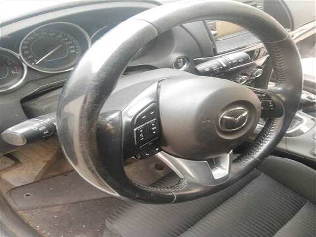 Volante Mazda 6 SHY1 FAMILIAR
