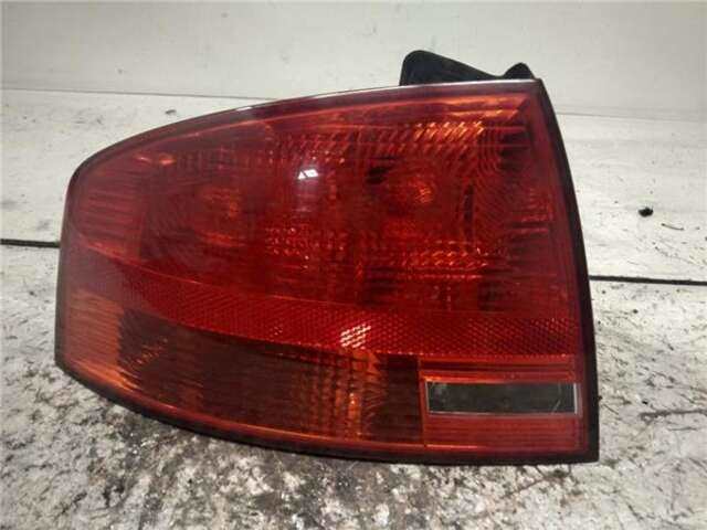Piloto Trasero Izquierdo Audi A4 2.0 TDI