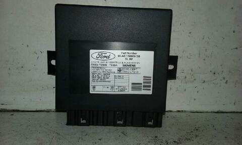 Foto 1ª: Centralita Cierre Centralizado Ford Focus AMBIENTE BERLINA 90CV 66KW [C9DC] (1999)