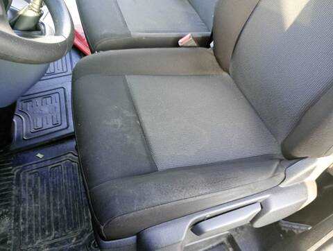 Foto 3ª: Asiento Delantero Izquierdo Toyota Proace COMBI L1 VX 102CV 75KW [YHR] (2022)