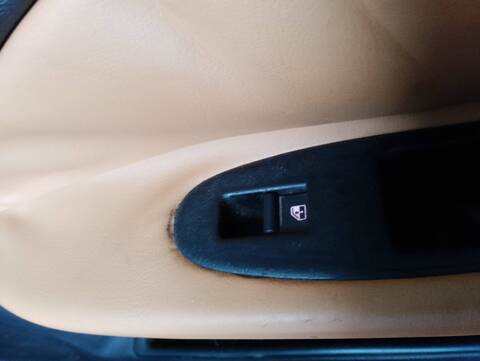 Botonera Elevalunas Alfa Romeo 159 1.9 JTDM 16V - SELECTIVE 150CV 110KW