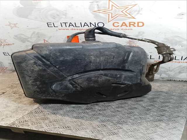 Foto 4ª: Deposito de Combustible Ford Focus TITANIUM 116CV 85KW [T1DA] (2014)