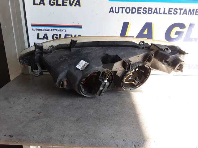 Foto 2ª: Faro Derecho Peugeot 307 2.0 HDI 90CV [RHY] (2002)