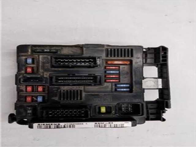 Foto 3ª: Caja Reles Fusibles Citroen Xsara 2.0 HDI 90 SX TOP [2 0 LTR. - 66 KW HDI CAT RHY - DW10TD)] PICASSO 90CV