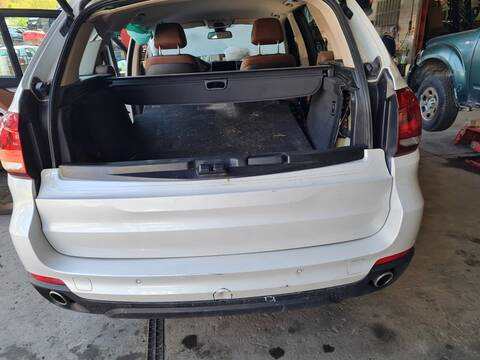 Portón Bmw X5 XDRIVE30D 258CV 190KW
