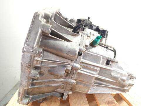 Foto 2ª: Caja Cambios Dacia Duster 1.6 SCE 115 4X4 115CV 84KW (2019)