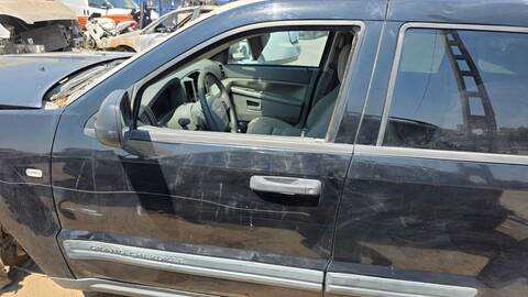 Puerta Delantera Izquierda Jeep Grand Cherokee 3.0 CRD LIMITED 218CV 160KW