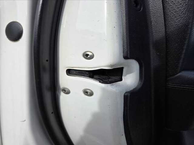 Cerradura Puerta Delantera Izquierda Kia Carens DRIVE 116CV 85KW