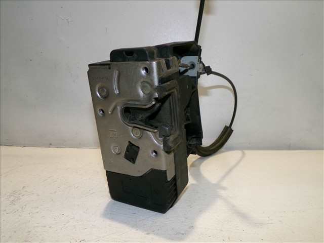 Foto 1ª: Cerradura Puerta Delantera Derecha Opel Corsa 1.7 CDTI MODELO C, 2000-2006 [Z17DTH] (2004)
