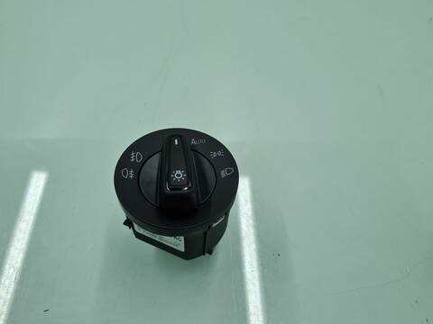 Foto 3ª: Mando Luces Seat Ateca 1.0 TSI 110CV 81KW [DLAA] (2023)