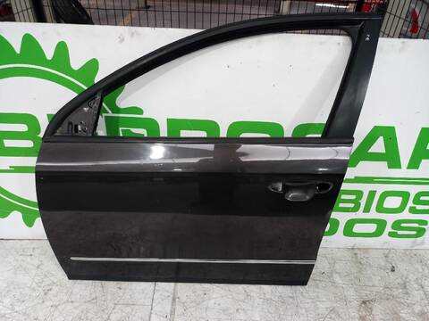 Puerta Delantera Izquierda Volkswagen Passat 2.0 TDI 140CV