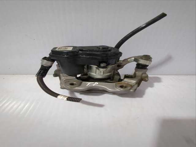 Foto 3ª: Pinza Freno Trasera Izquierdo Toyota Yaris 1.5 HYBRID MXPH11) 92CV 68KW [M15A-FXE] (2020)