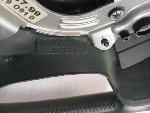 Foto 3ª: Volante Audi A6 2.5 TDI QUATTRO 180CV [BAU] (2001)