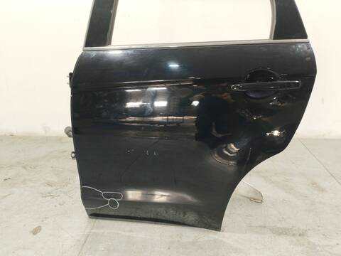 Foto 3ª: Puerta Trasera Izquierda Citroen C4 1.6 HDI 115 AIRCROSS 114CV 84KW [9H05] (2016)