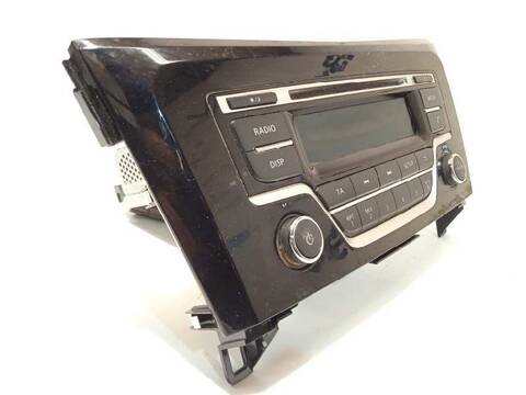Sistema Audio Radio CD Nissan X-Trail N-CONNECTA 160CV 118KW T32)