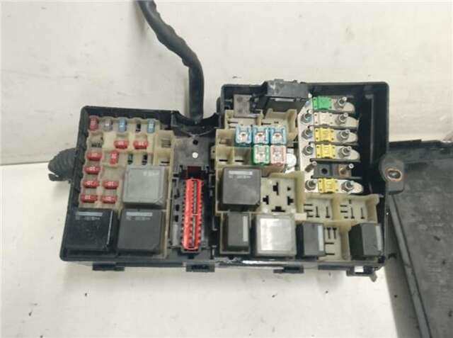 Foto 2ª: Caja Reles Fusibles Ford Focus 1.8 TDCI [KKDA]