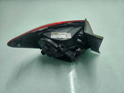 Foto 4ª: Piloto Trasero Derecho Seat Leon I-TECH 105CV 77KW [CLHA] (2014)